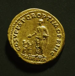 Aureus, Traianus szegény gyermekeknek való ételosztásának emlékére, Kr. u. 107 (arany)